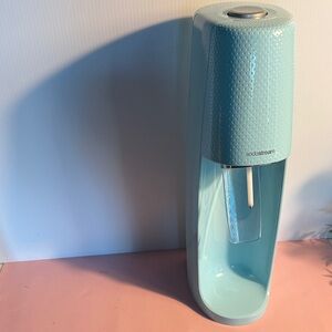 Sodastream (model: E-Terra) Light Blue Sparkling Water Maker